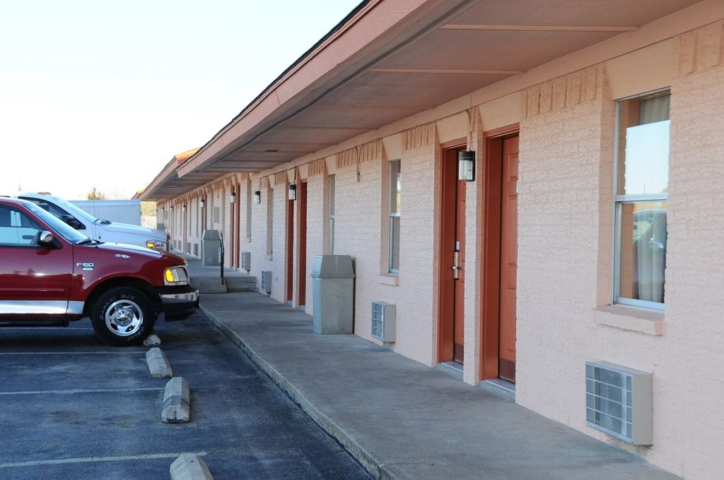 American Inn Cleburne Esterno foto