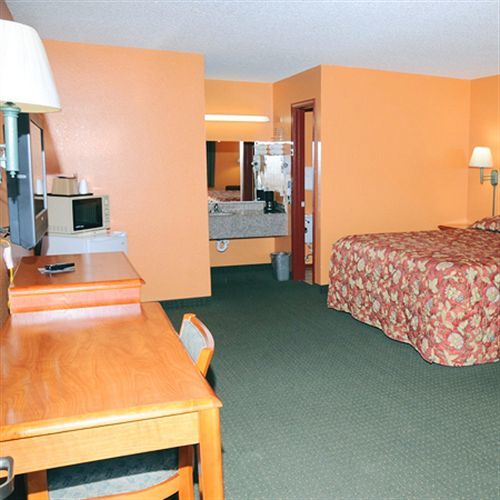 American Inn Cleburne Esterno foto